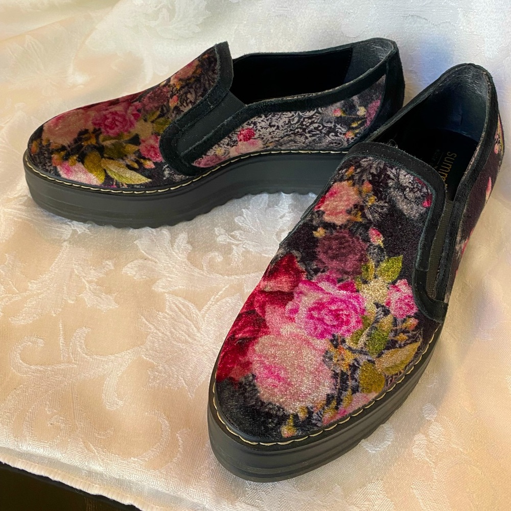 Velvet platform oxfords size 38 by Summit Perfect Condition